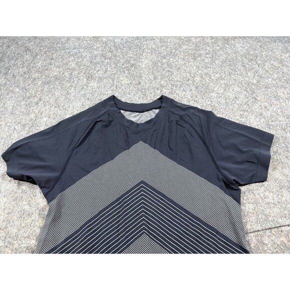 Barry’s Bootcamp FIT Blue Short Sleeve Men's Athletic Fit Tee T-shirt Sz S - Picture 2 of 8